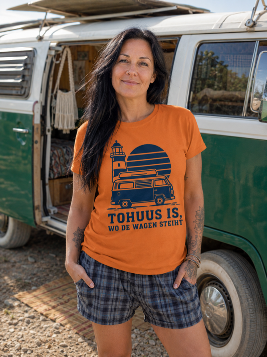 Tohuus is wo de Wagen steiht - tailliertes T-Shirt mit blauem Druck
