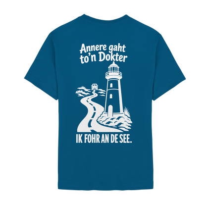 Ik fohr an de See – T-Shirt mit norddeutschem Spruch im Rückenprint